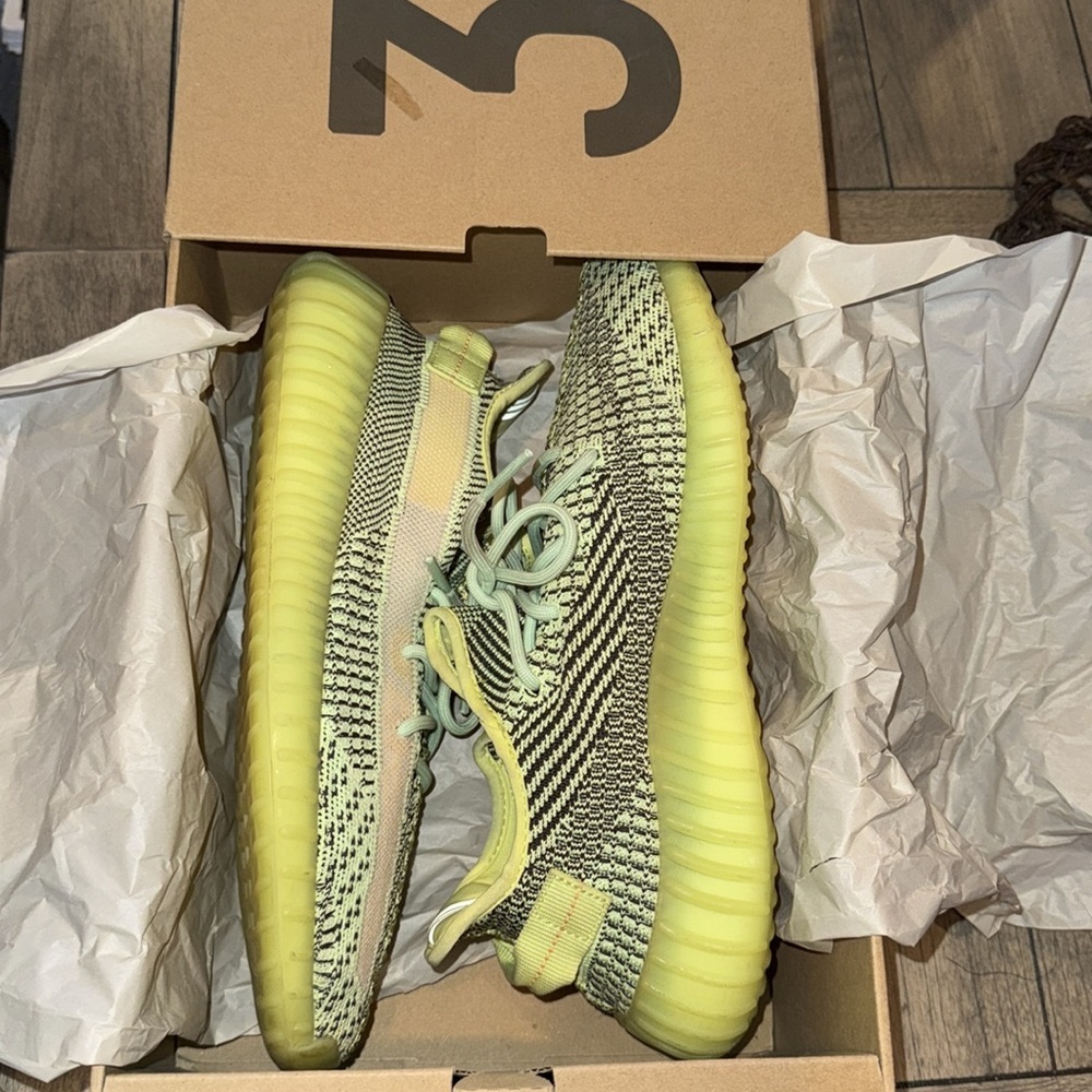 adidas Yeezy Boost 350 V2 Yeezreel (Non-Reflective) FW5191 Size 11 - Picture 6 of 8